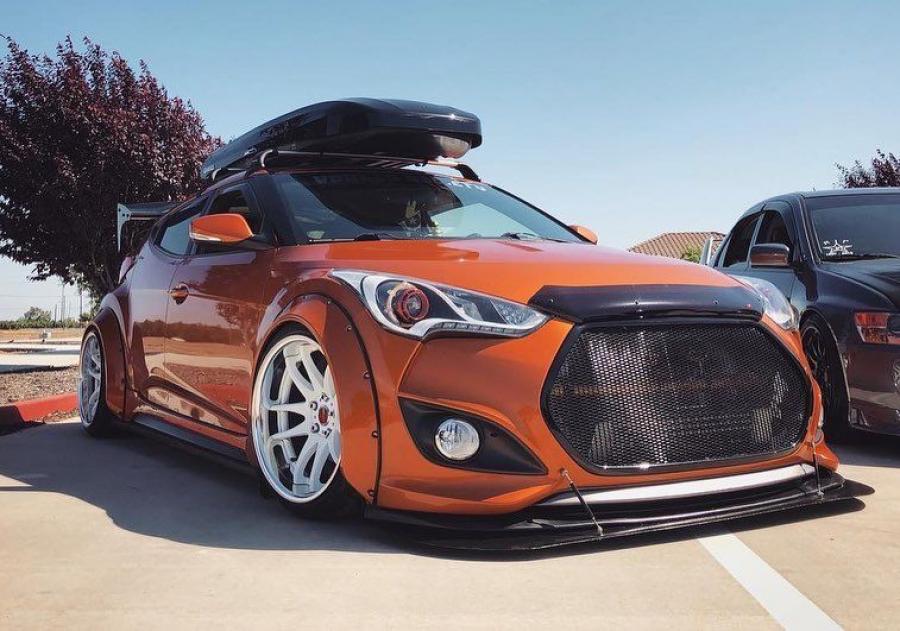  Hyundai Veloster by Clinched 2019 года  (фото 2 из 5)
